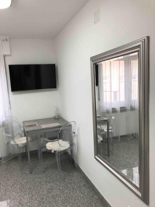 Neues Schoenes Studio, Zentral & Direkt An Der Rems Waiblingen  Exteriör bild